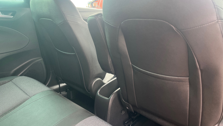 Vauxhall Crossland 1.2 Turbo [130] Elite Nav 5dr Auto Petrol Hatchback